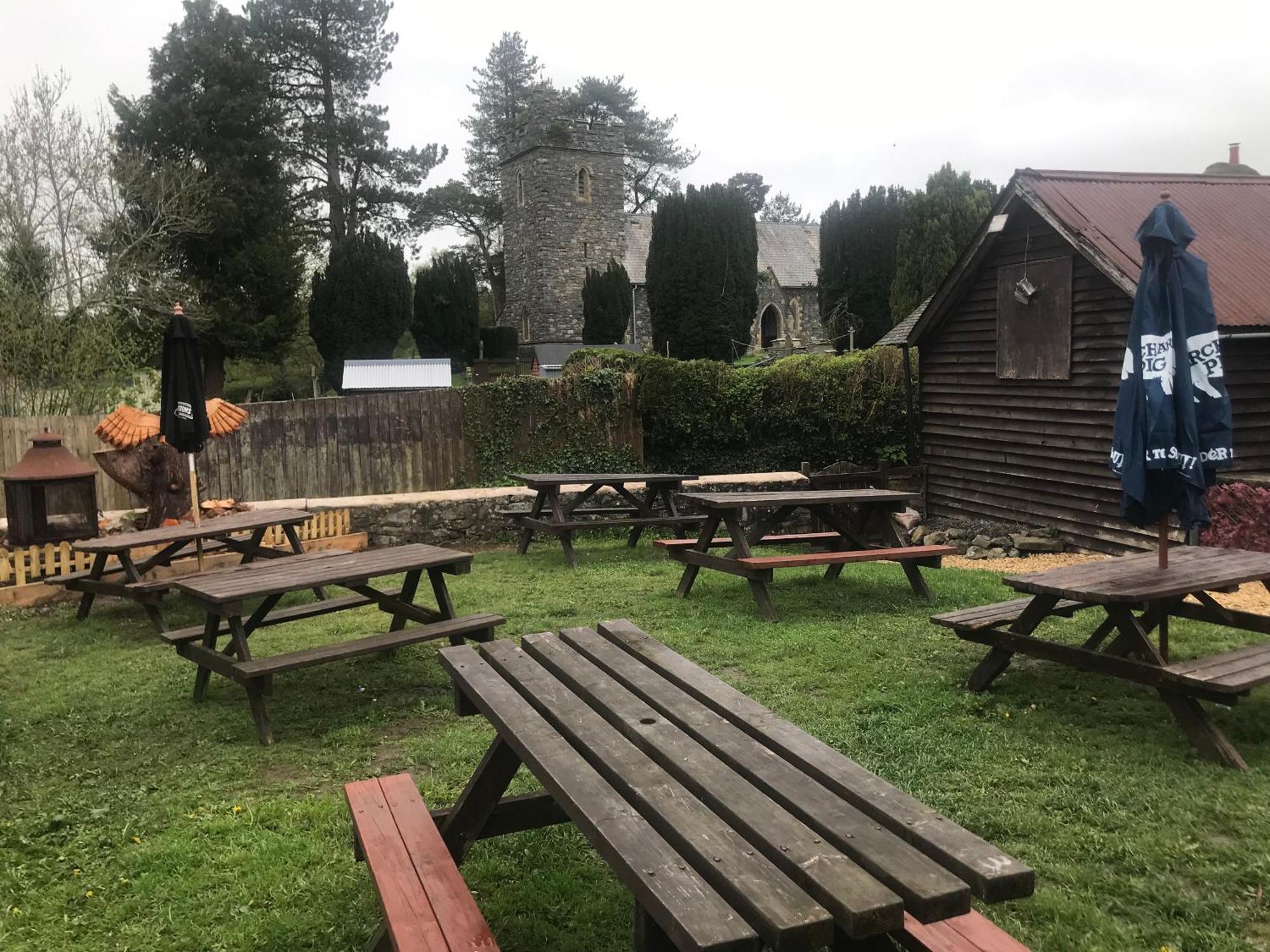 The Eagles Inn Rhayader Extérieur photo